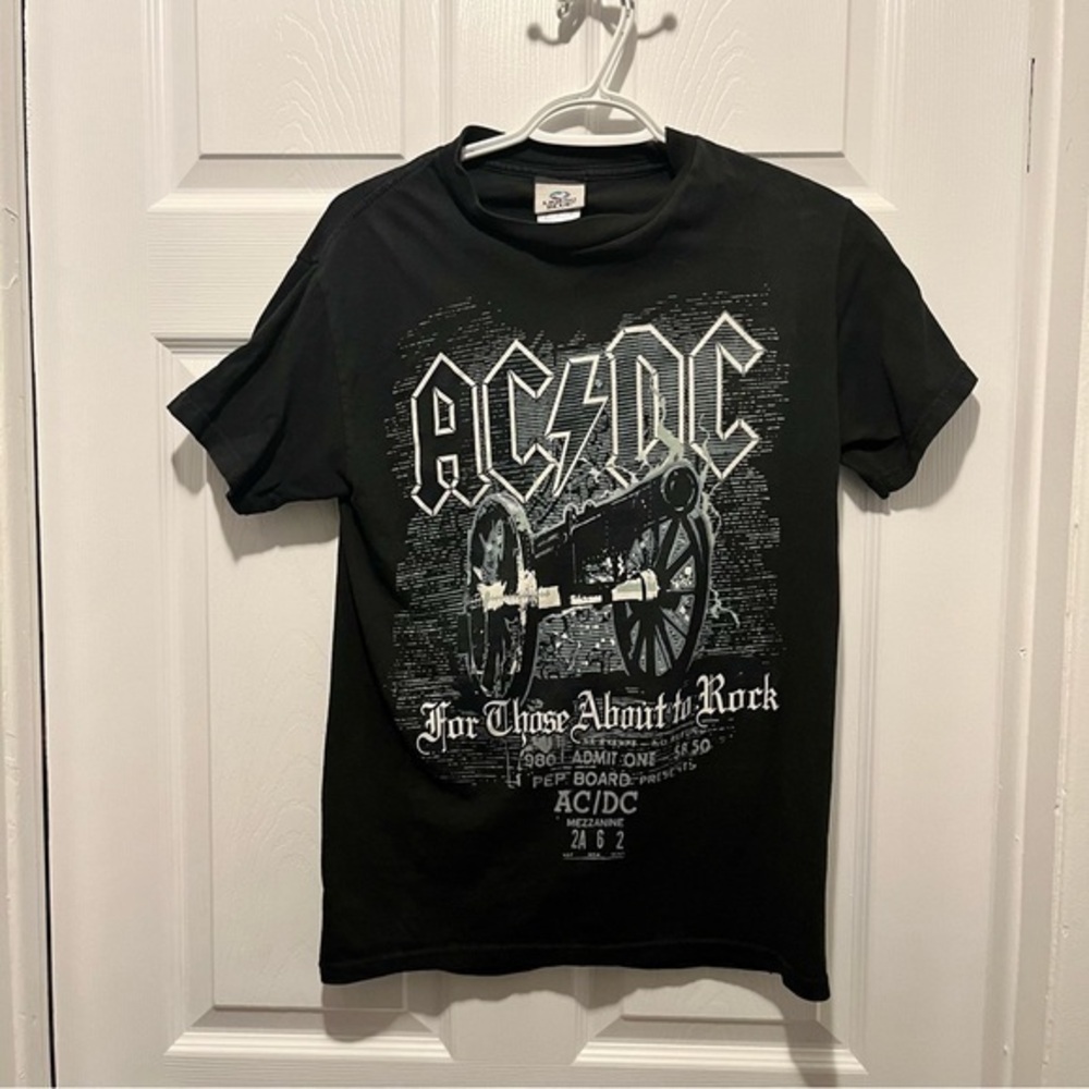 ACDC Small Vintage t-shirt black men liquid blue tennessee river
